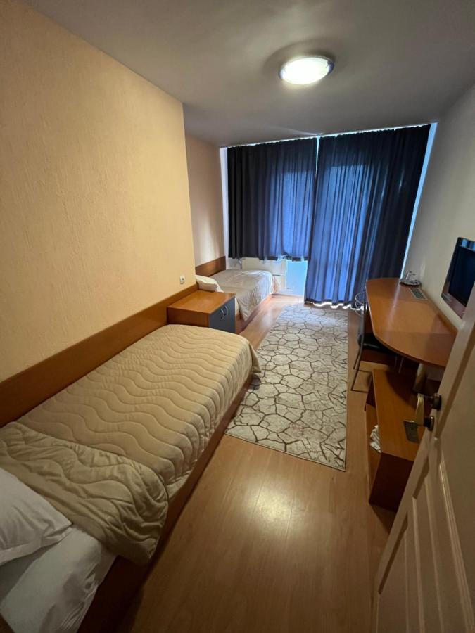 Хотел Панорама Доспат Esterno foto